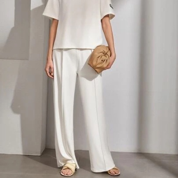 Vintage MODIANO formal pan in ivory. - Picture 2 of 10